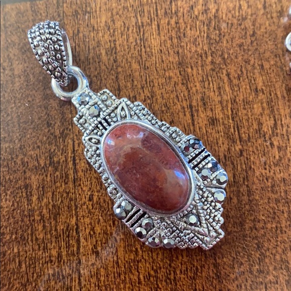 Jewelry - Pendant & Earrings